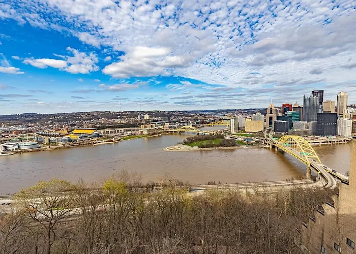 Luxury Living And Skyline Views At Our Grandview Retreat Pittsburgh