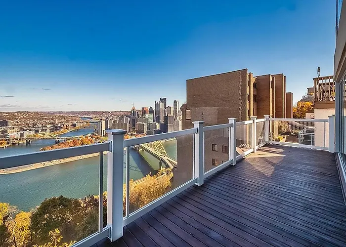 Apartment Luxury Living And Skyline Views At Our Grandview Retreat Pittsburgh